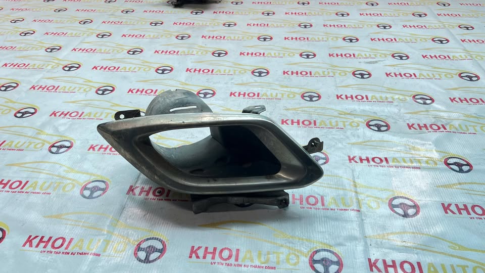 52106-48020 Ốp Ống Xả LEXUS RX200T RX350 RX450h 2016-2018 Phải(RH)5210648020 old (1).jpg 52106-48020 Ốp Ống Xả LEXUS RX200T RX350 RX450h 2016-2018 Phải(RH)5210648020 old (1).jpg