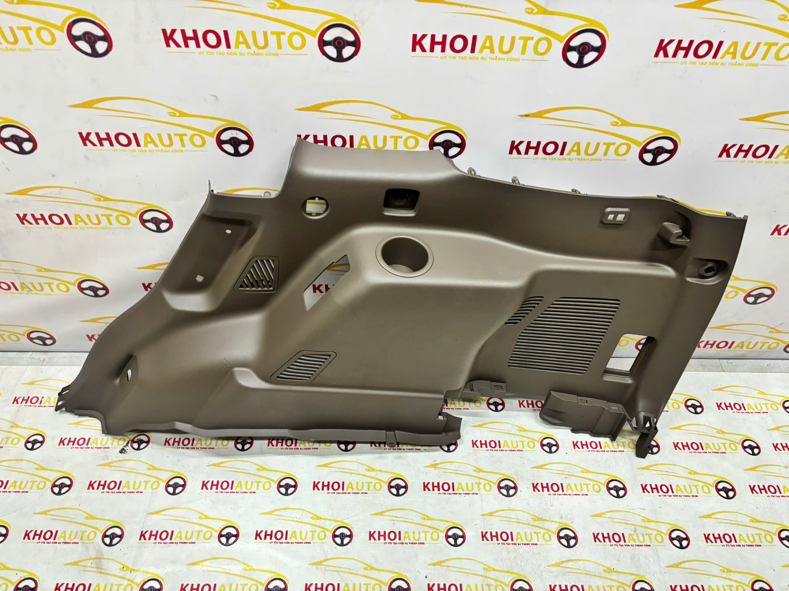 64730-60200-E0 Tấm Ốp Hông Nội Thất Trong LEXUS GX460 2009-2012 Phải (RH) Tháo Xe 6473060200E0...jpg