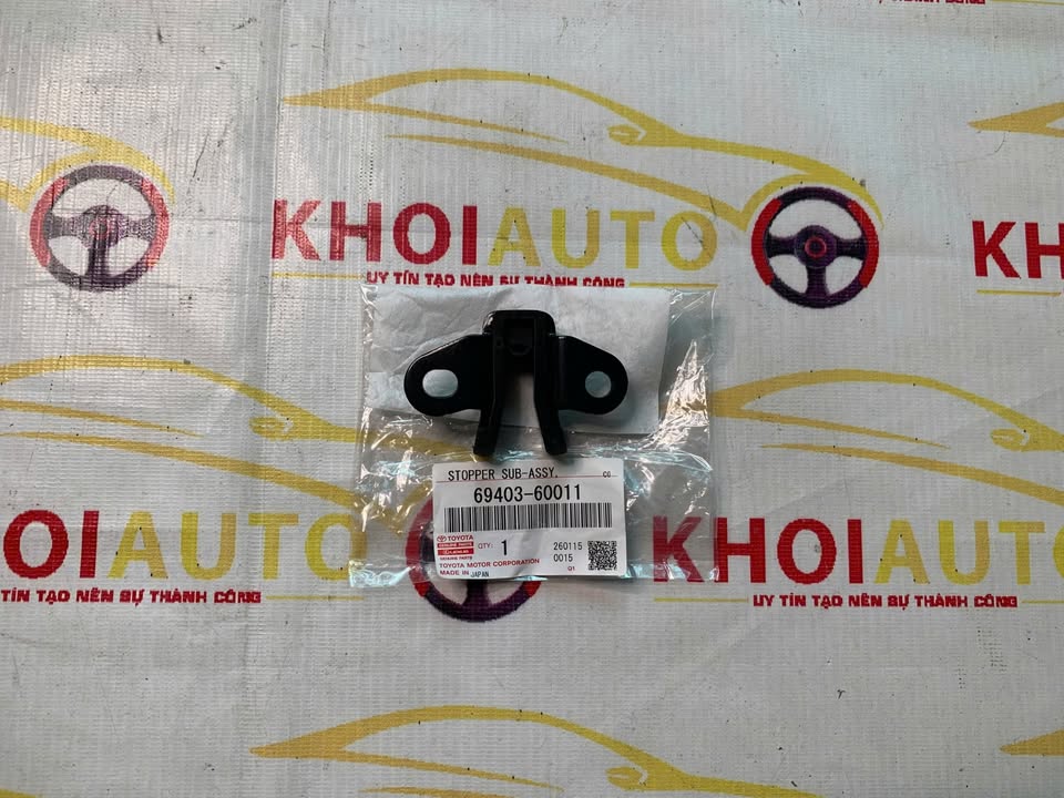 69403-60011 Miếng Hãm Cửa Hậu LEXUS GX460 6940360011 (1).jpg