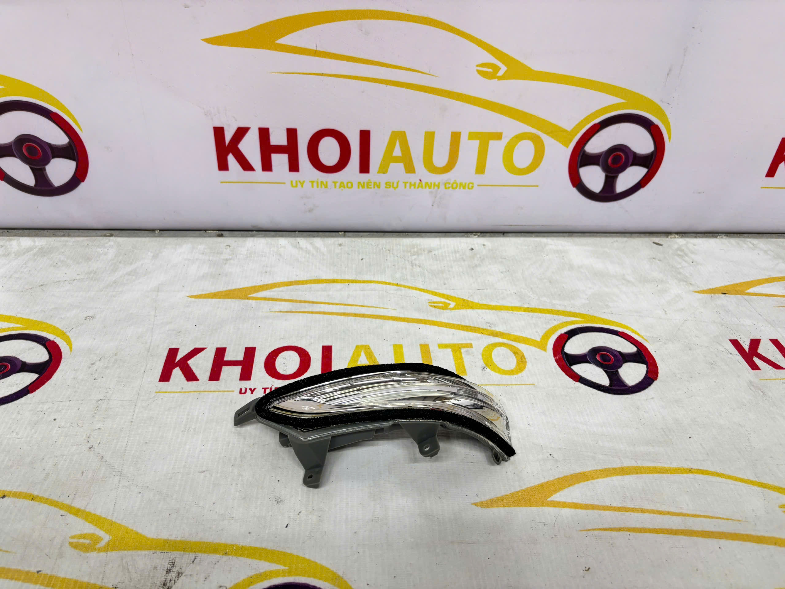 81730-60130 Xi Nhan Gương LEXUS LX570  GX460 8173060130 OEM (1).jpg