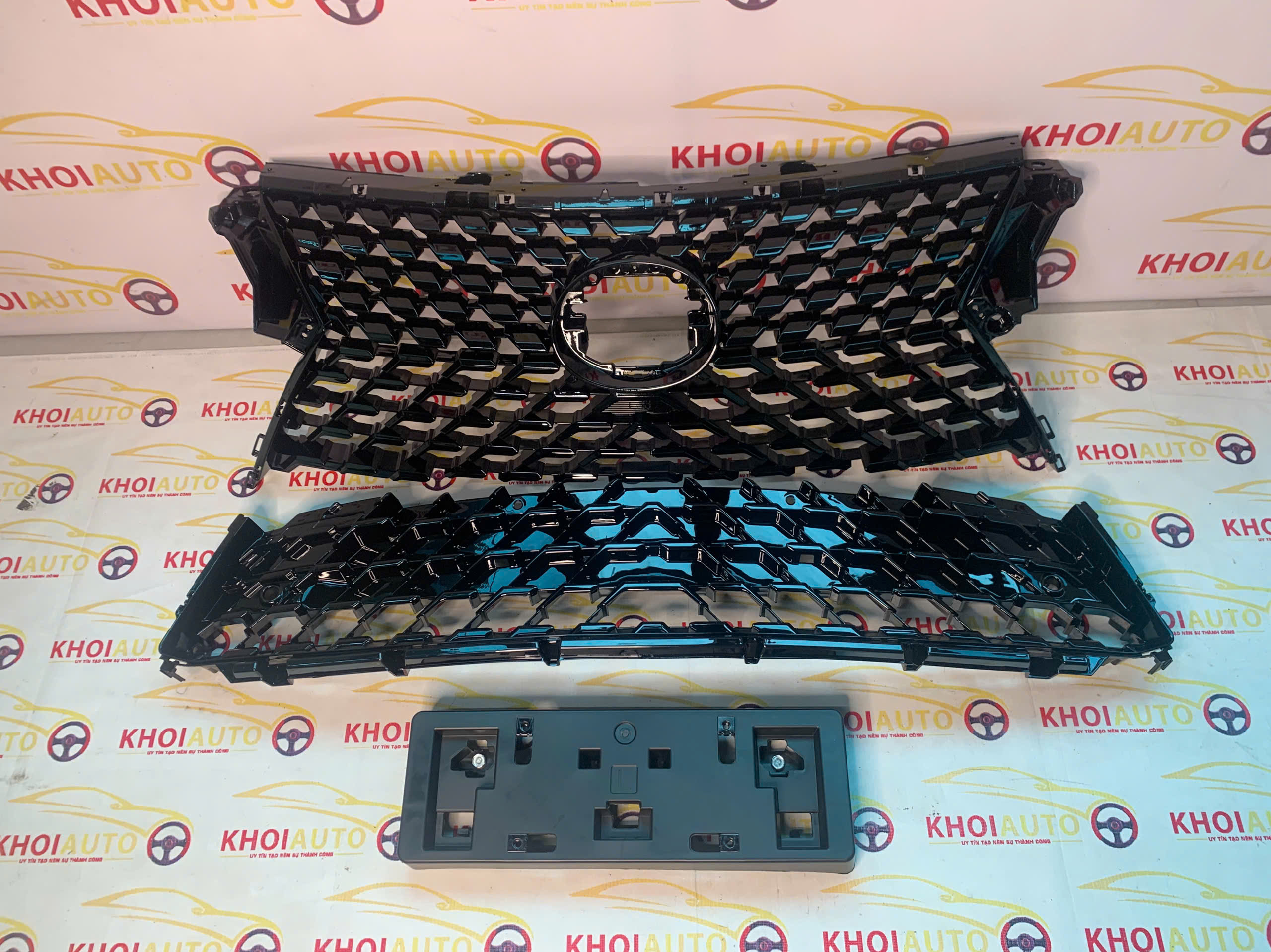 Mặt Ca Lăng Độ Lexus RX350 2021 Cho Xe Đời 2016-2019 (Mã phụ tùng 53111-48330 TW) cao cấp (4).jpg