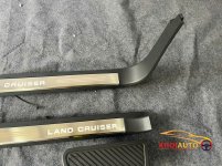 Ốp Bậc Cửa Chống Trầy Có Đèn Cho Toyota Land Cruiser LC200 (2016-2020)  Hàng Cao Cấp (8).jpg