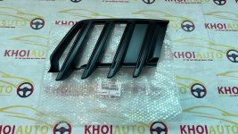 53112-60440 Lưới Tản Nhiệt LAND CRUISER LC300 2021-2025 Phải(RH)5311260440 (5).jpg