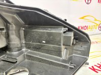 Đế Đèn Pha LEXUS LX570 2016-2022  Phải (RH) OEM (3).jpg